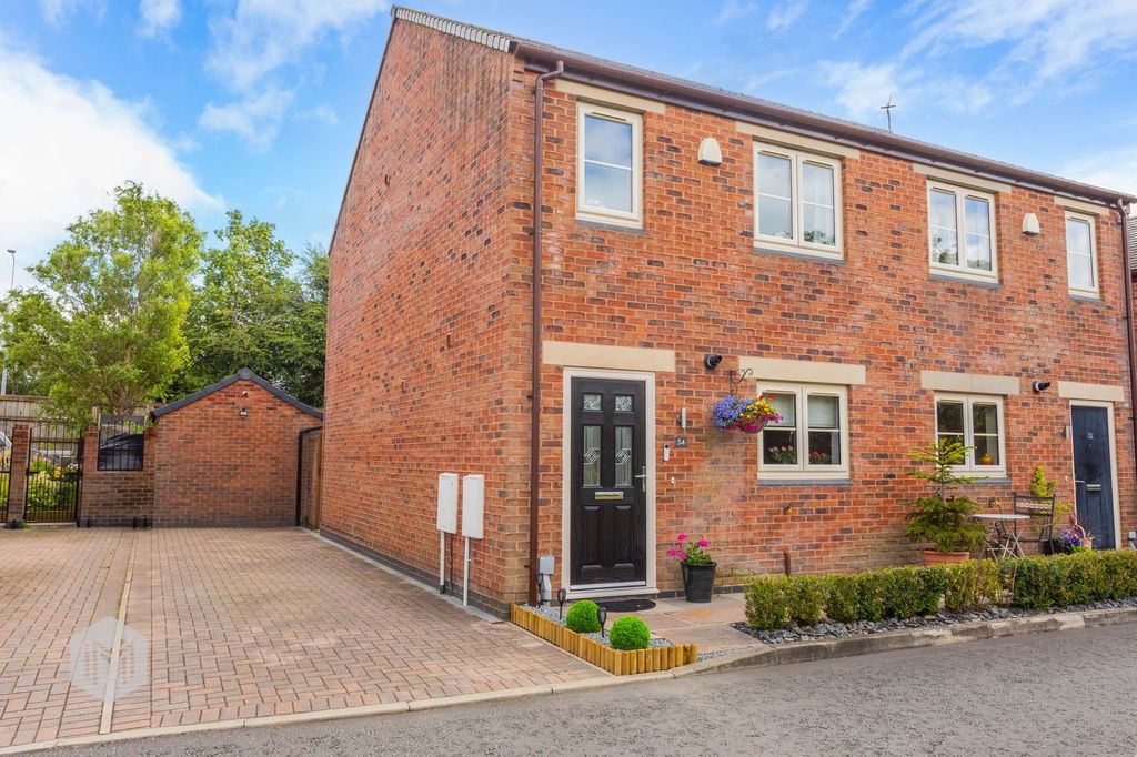 Property photo 1 of 30