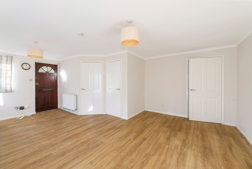 Property photo 2 of 11 Reception