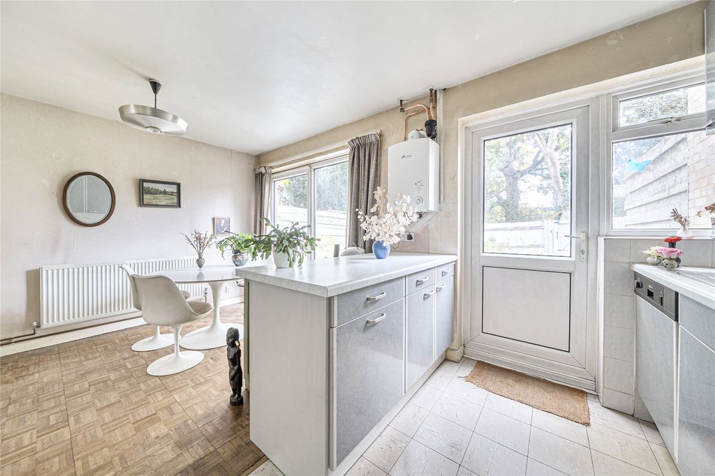 Property photo 2 of 14 Picture No. 02