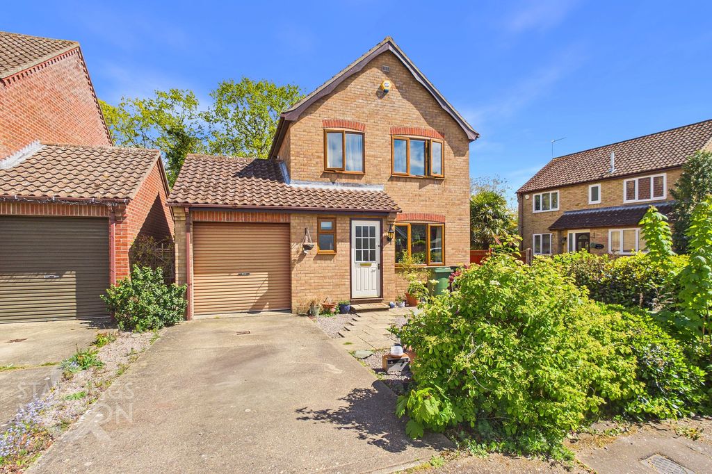 Property photo 1 of 15