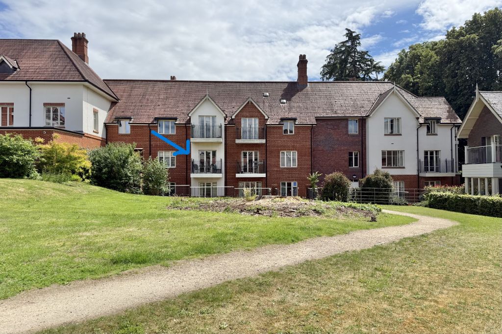 Property photo 1 of 18