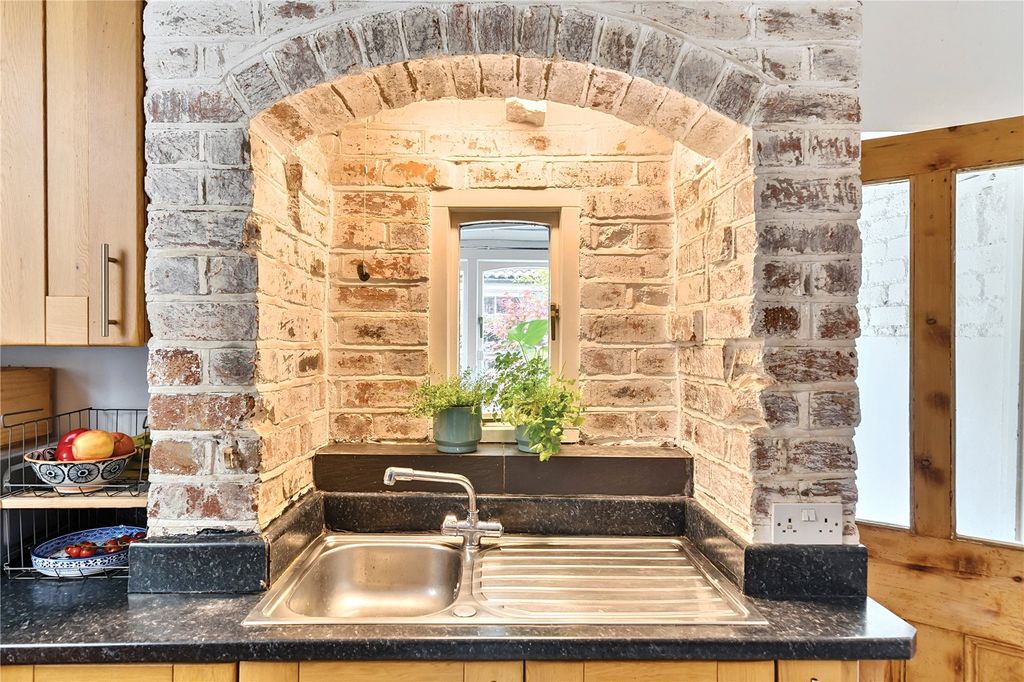 Property photo 3 of 25 Picture No. 28