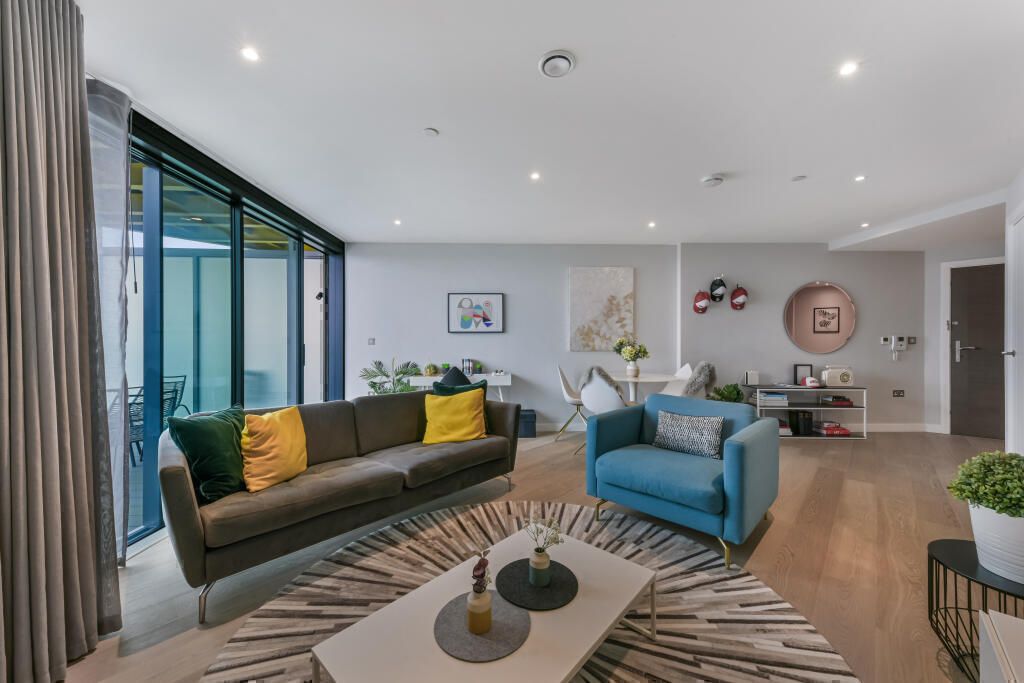 Property photo 2 of 9