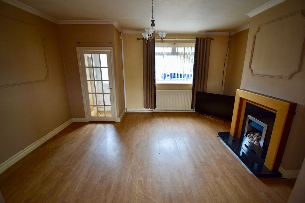 Property photo 3 of 23
