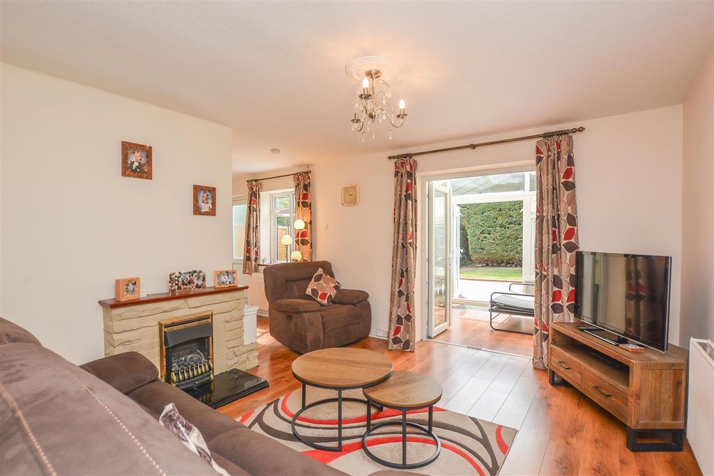 Property photo 2 of 13 Dsc_1065.Png