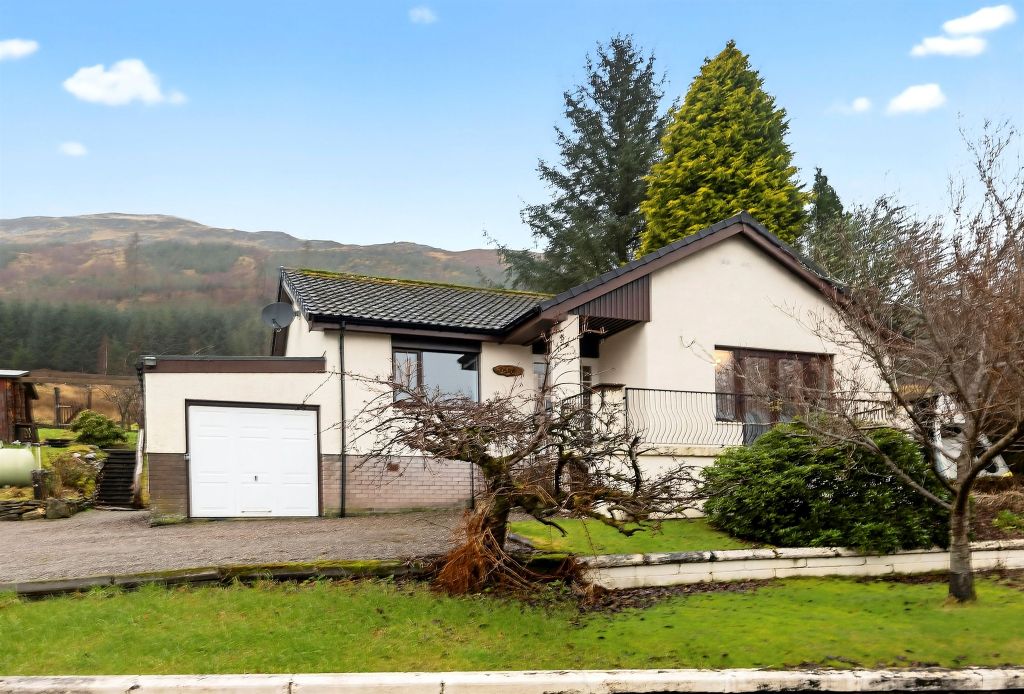 Property photo 2 of 25