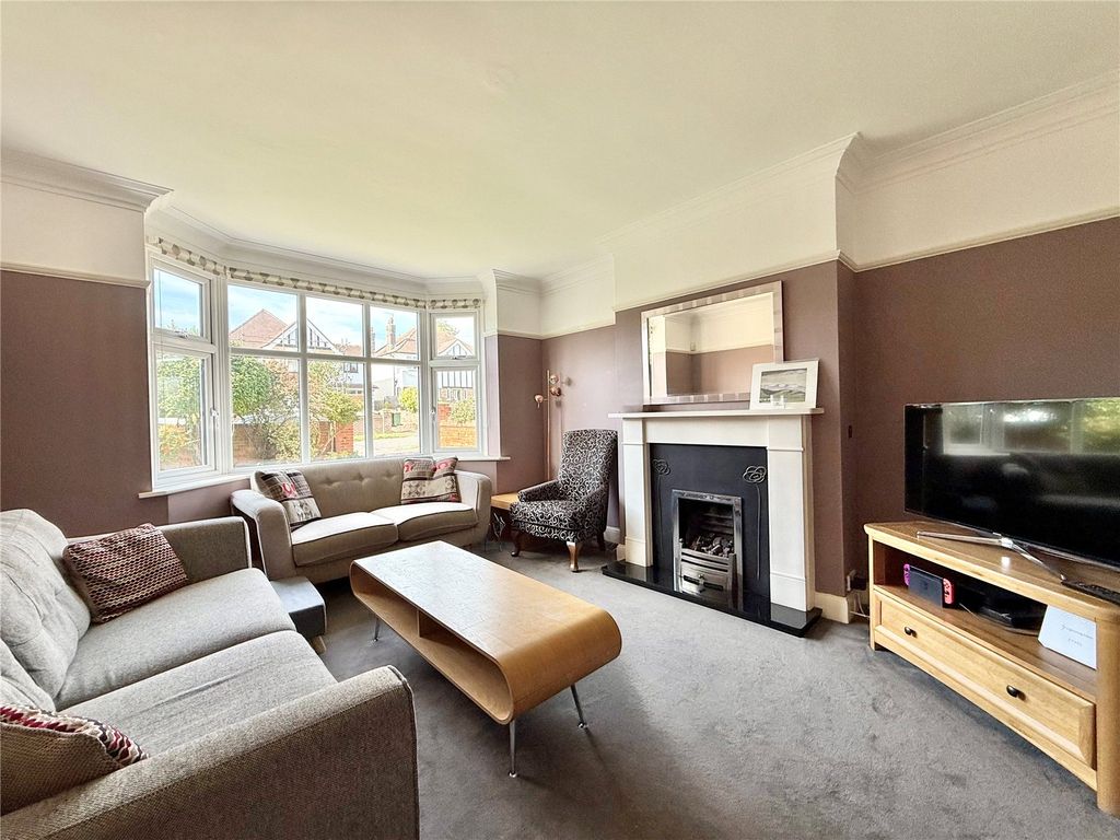 Property photo 2 of 24 Picture No. 25