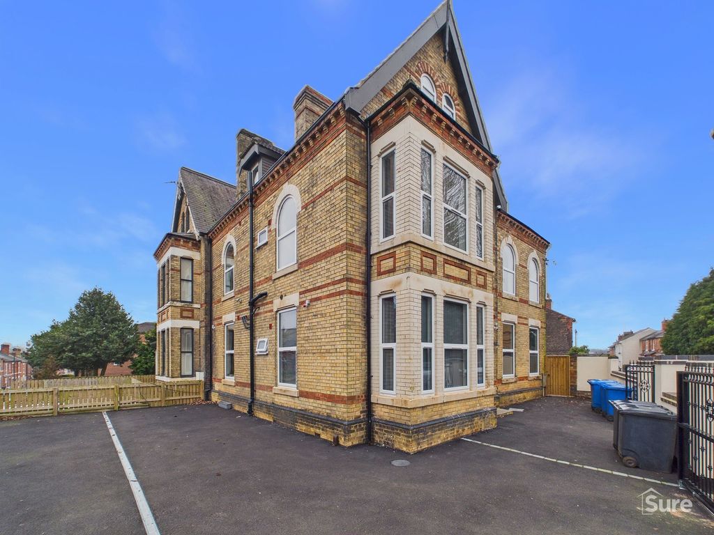 Property photo 2 of 11