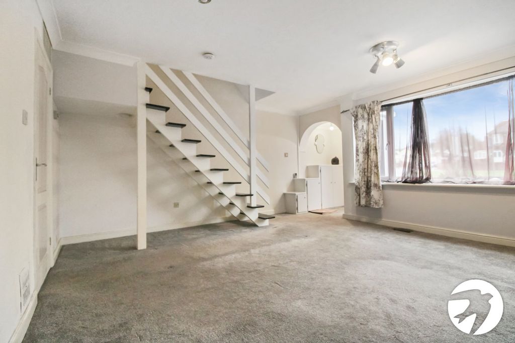 Property photo 2 of 8 Picture No. 33