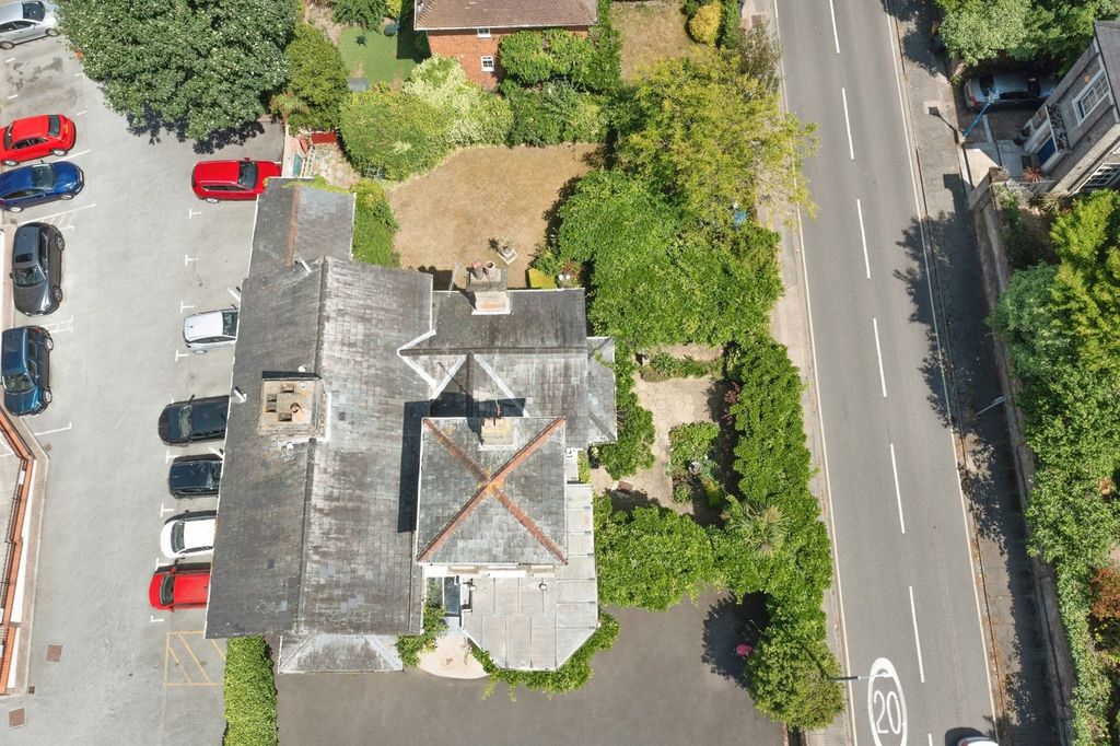 Property photo 3 of 32 Drone