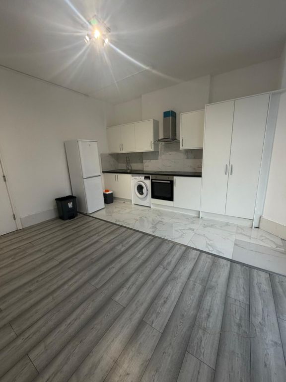 Property photo 2 of 3