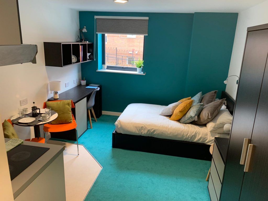 Property photo 1 of 8