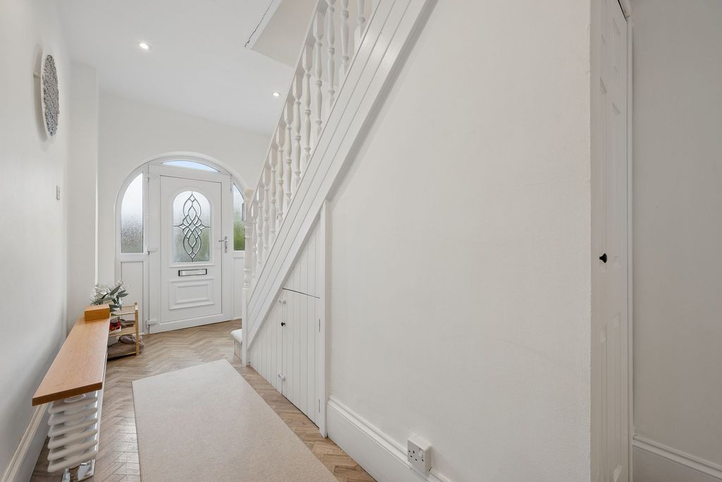 Property photo 3 of 54 Photo 3