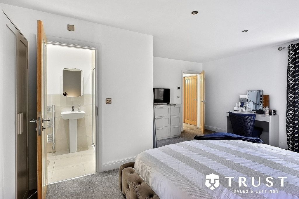 Additional image 28 of 4 bed detached house for saleDuxbury Gardens, Liversedge WF15