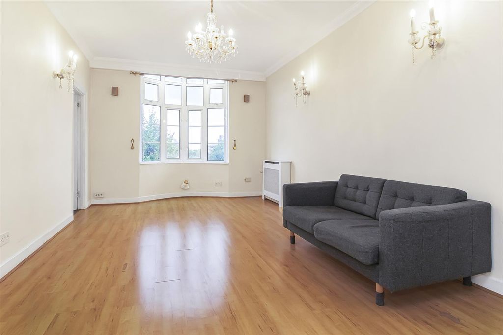 Property photo 2 of 21 13_61542.Jpg