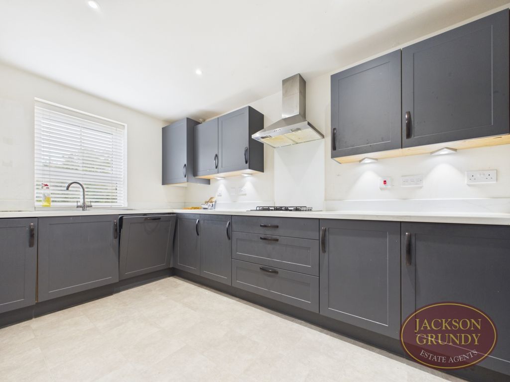 Property photo 3 of 15 Higgs Close