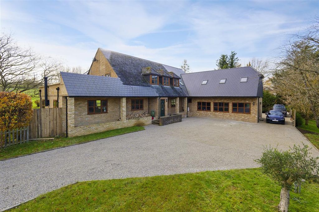 Property photo 1 of 33 Main Picture