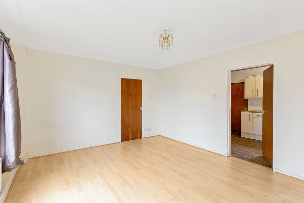 Property photo 3 of 17 Property Image 3