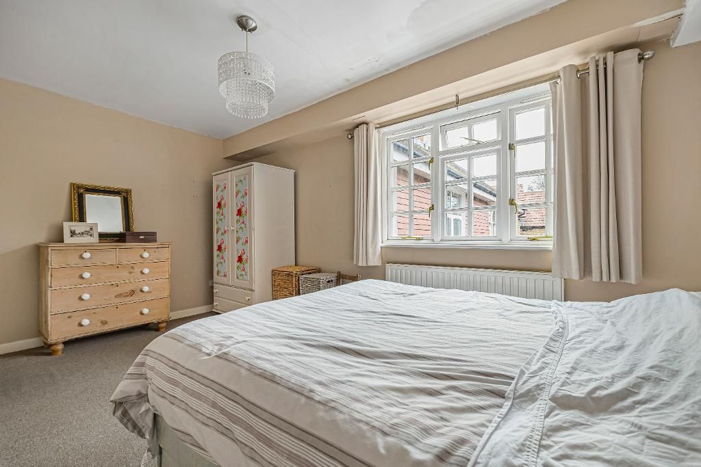 Property photo 3 of 11 Photo 3