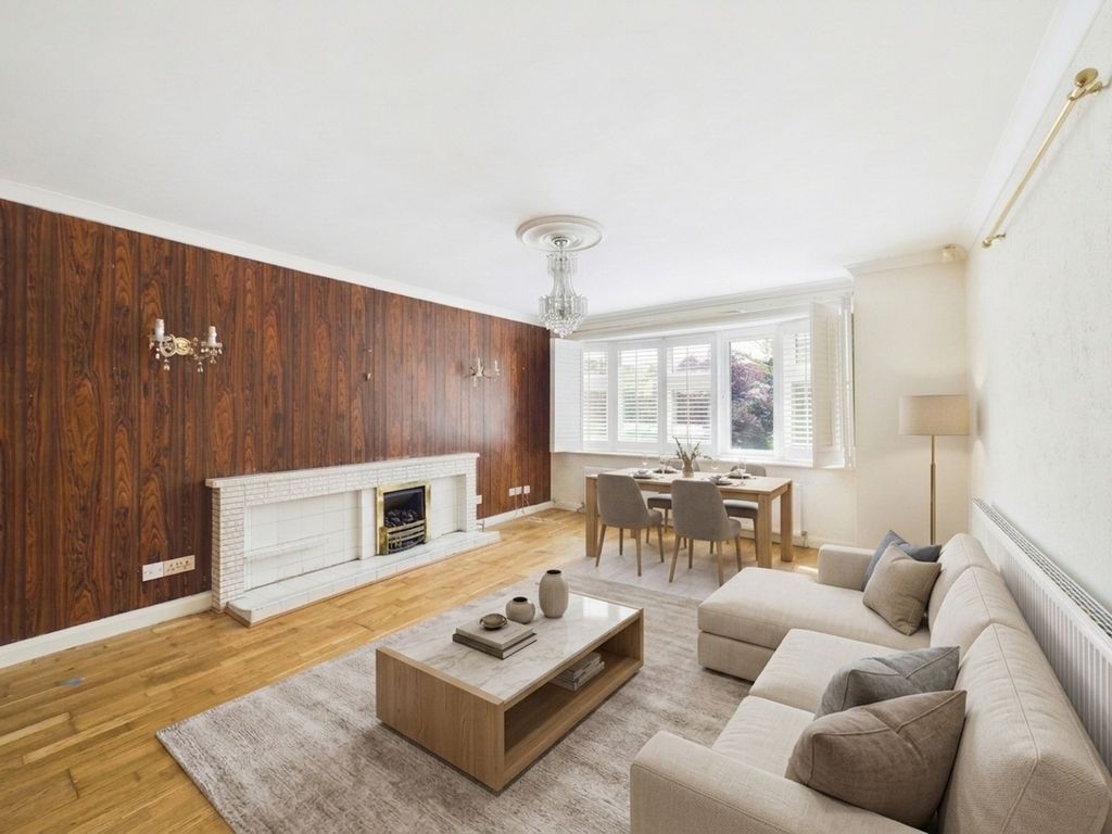 Property photo 2 of 22 Lounge Dining Room (Virtually Furnished)
