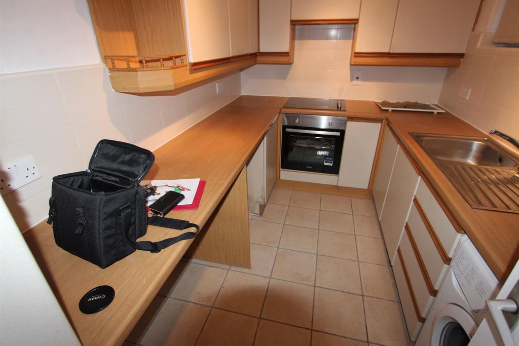 Property photo 2 of 4