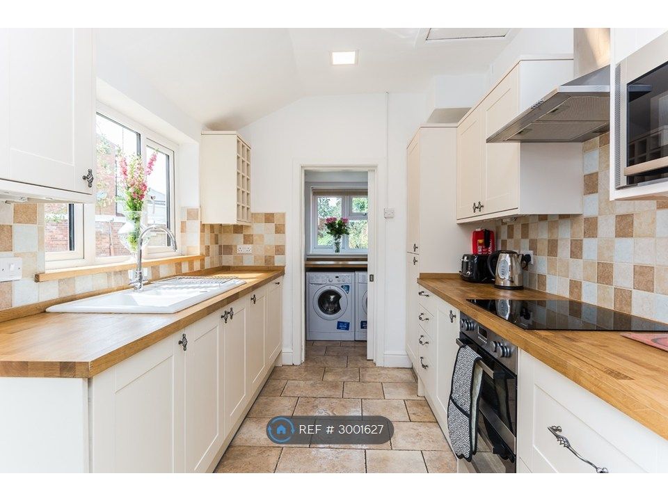 Property photo 3 of 6 Kitchen & Utility