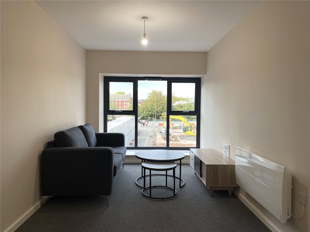 Property photo 2 of 8 Picture No. 01