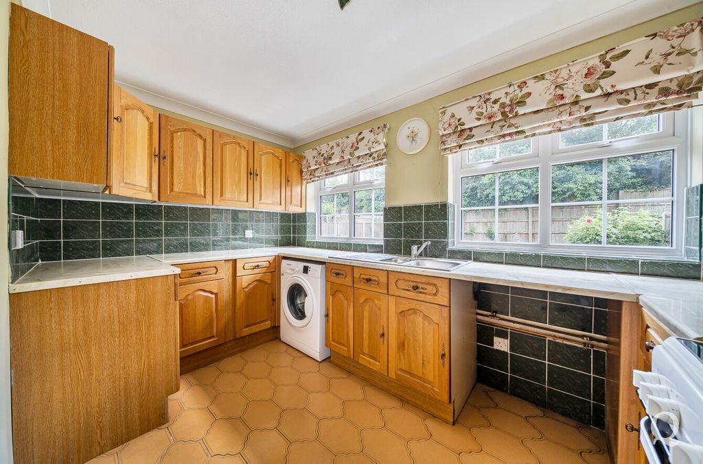 Property photo 2 of 21 9705037B-2c59-436...