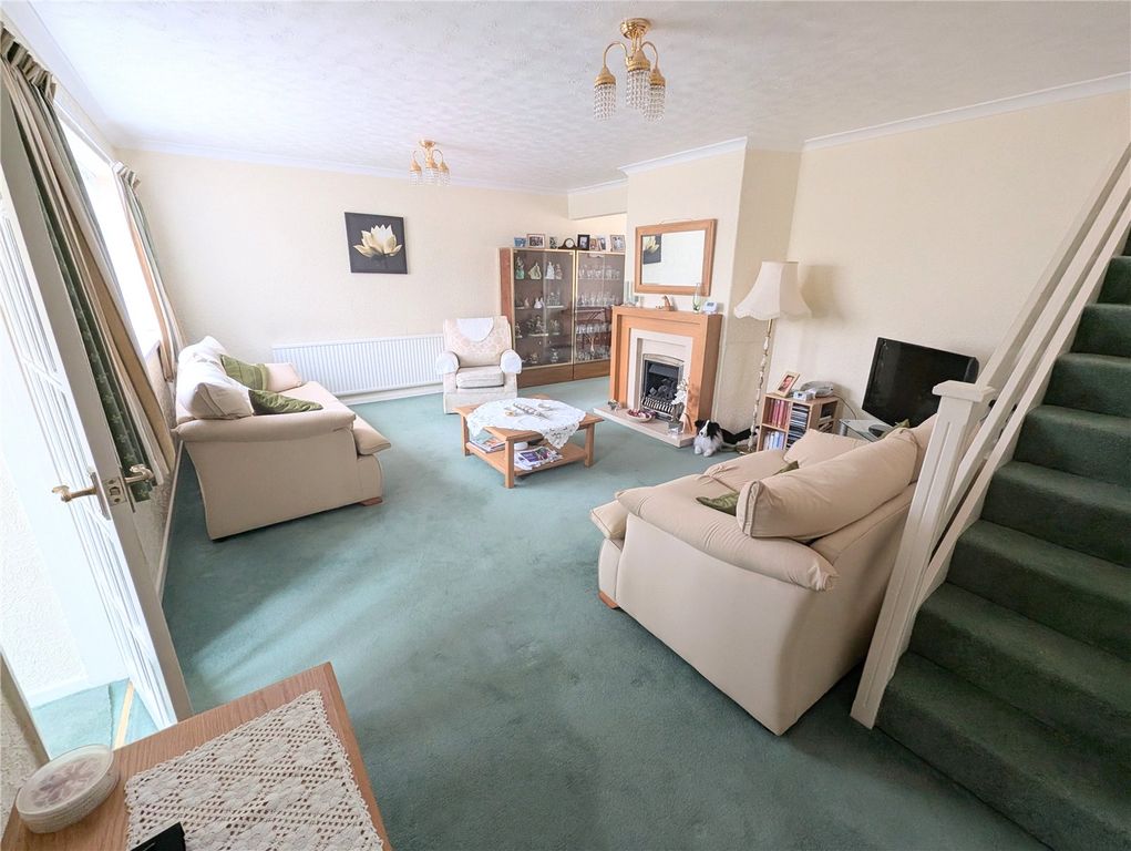 Property photo 2 of 28 Picture No. 05