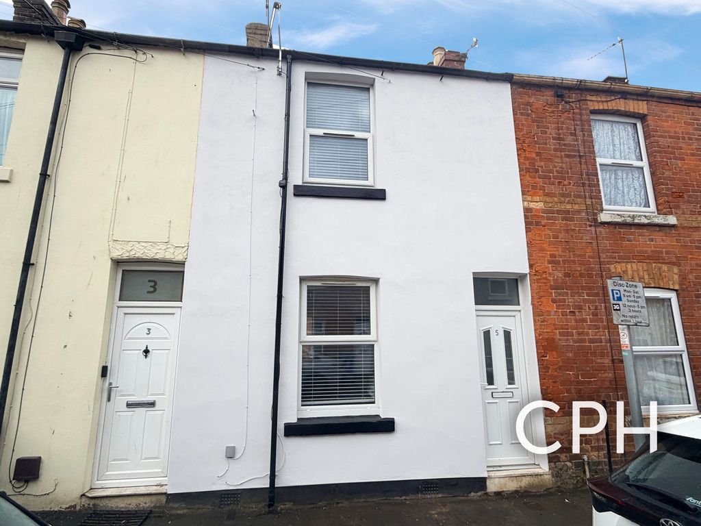 Property photo 1 of 9