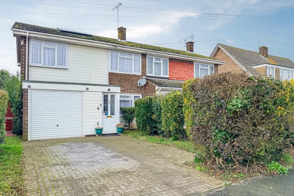 Property photo 1 of 20 Front