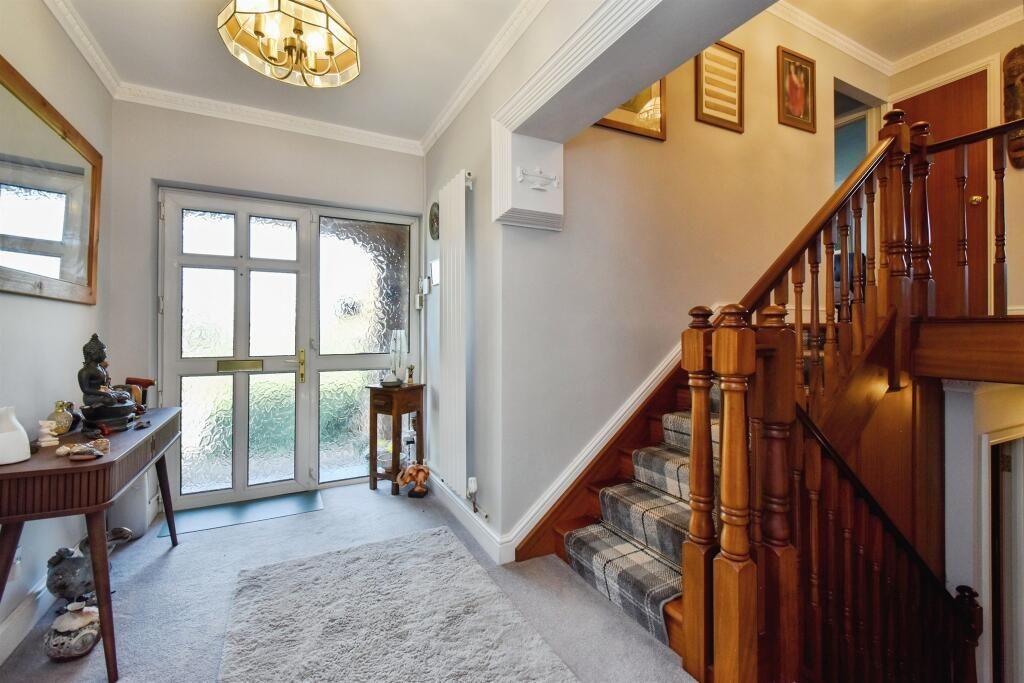 Property photo 3 of 29