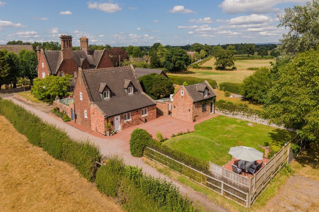 Property photo 1 of 75