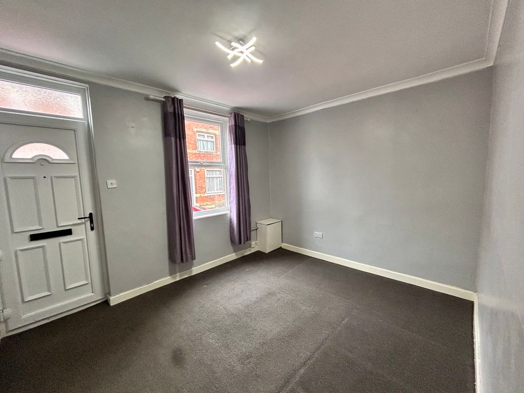 Property photo 2 of 6 Image