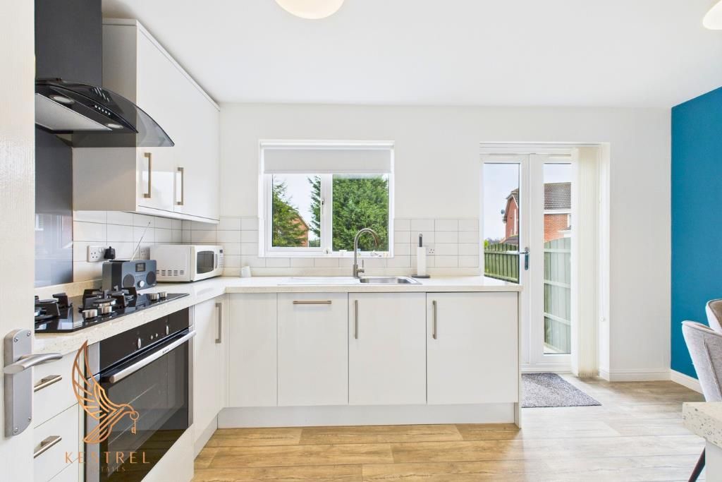 Property photo 2 of 21 14.Png