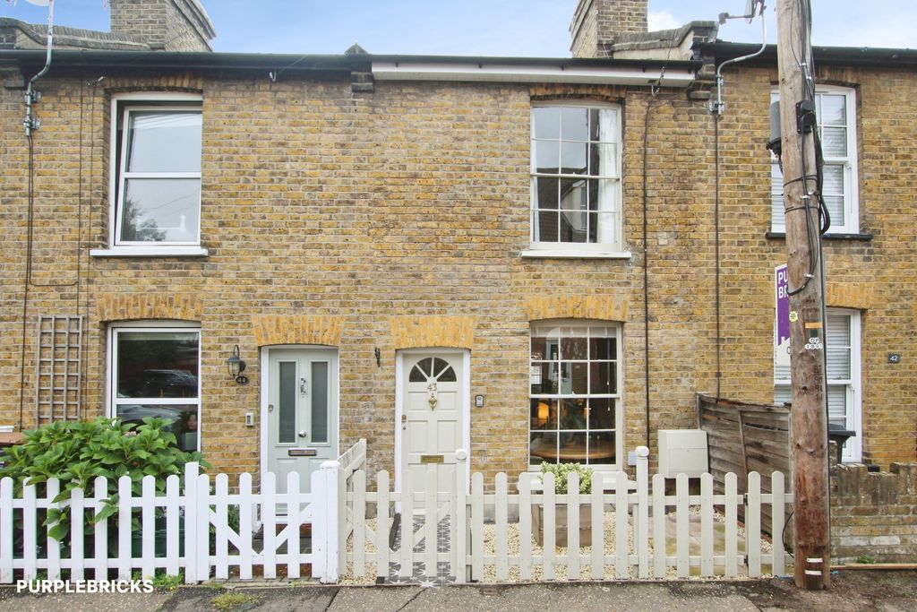 Property photo 1 of 18