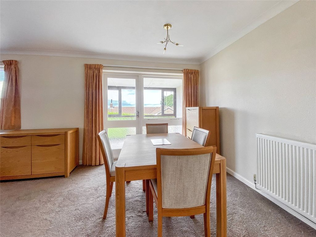 Property photo 3 of 25 Picture No. 09