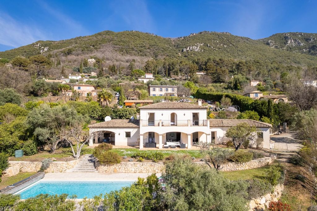 Property photo 2 of 30