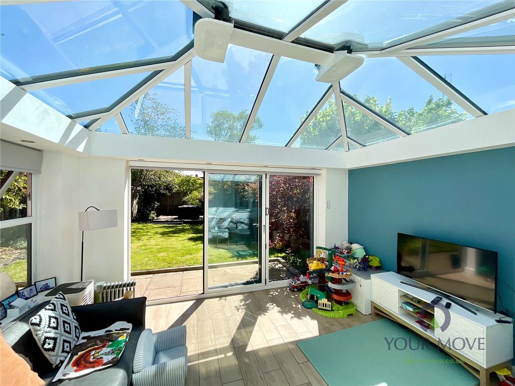 Property photo 2 of 14 Picture No. 13
