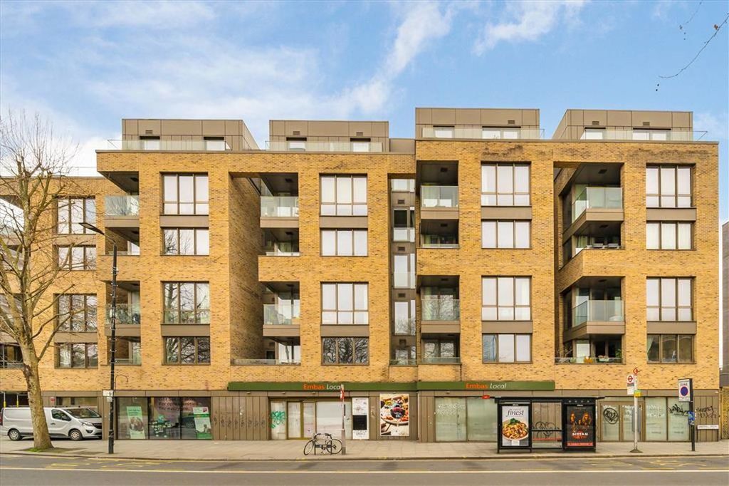 Property photo 1 of 8