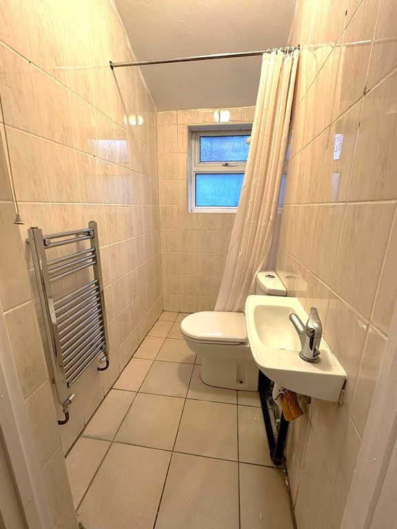 Property photo 3 of 4