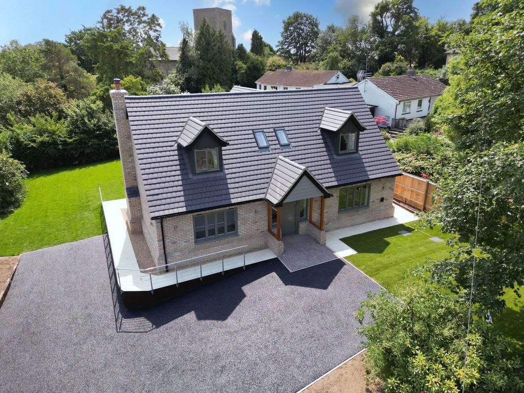 Property photo 1 of 24