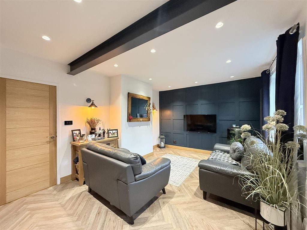 Property photo 2 of 16 Img_3036.Jpeg