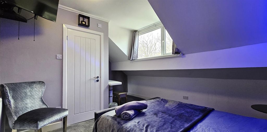 Property photo 2 of 8 20260310_103551.Jpg