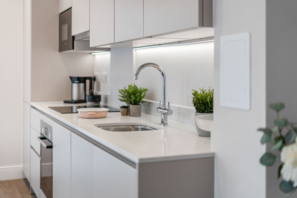 Property photo 2 of 11 675940