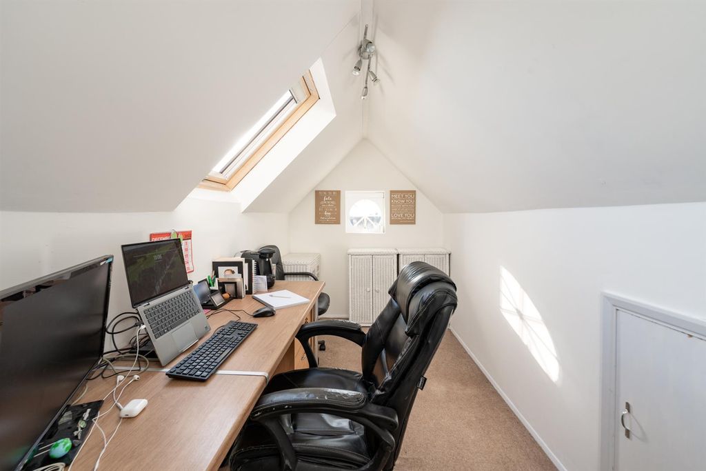 Additional image 25 of 6 bed semi-detached house for saleEast Ham Road, Littlehampton BN17