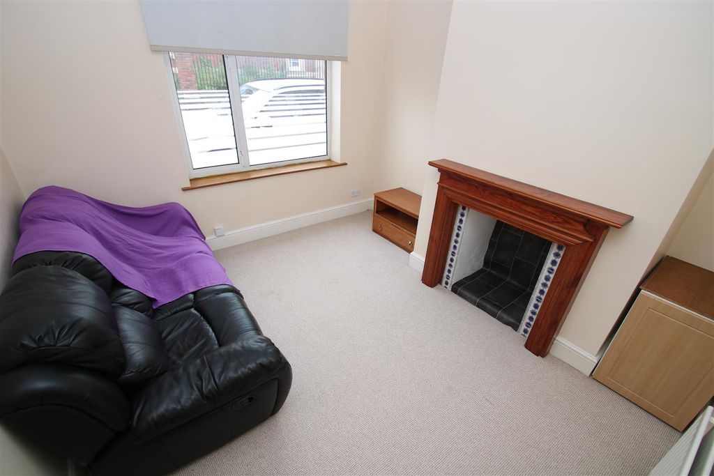 Property photo 2 of 11 Img_7111.Jpg