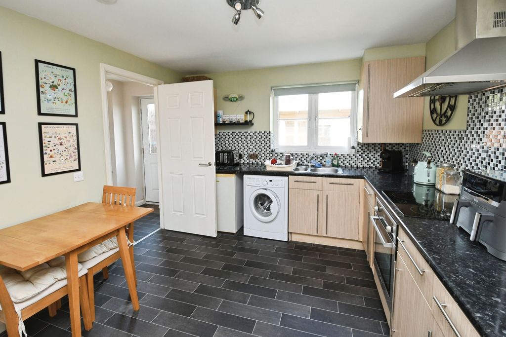Property photo 3 of 14 Dsc_8263