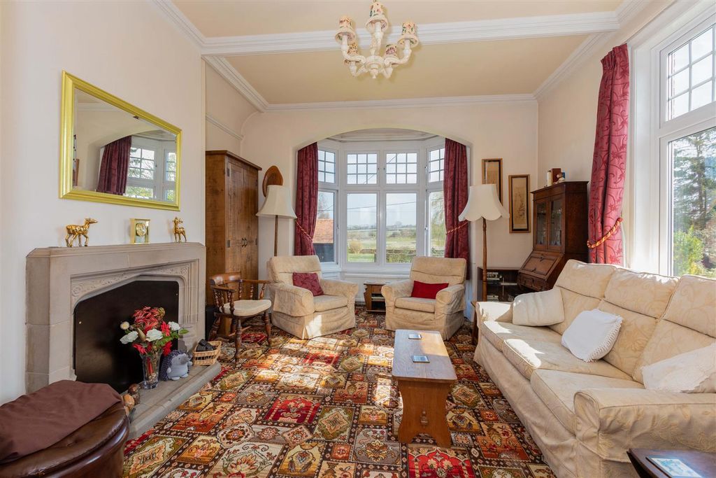 Property photo 3 of 40 The Pines-25.Jpg