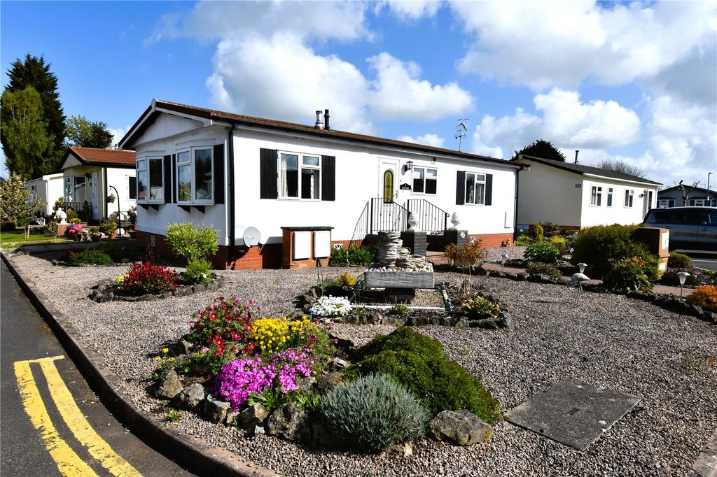 Property photo 2 of 26 Picture No. 49